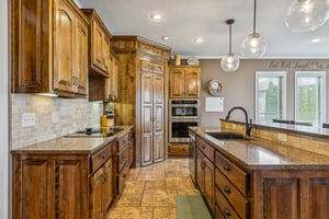 7977 - 4481 SW Raintree Shore Dr_019.jpg