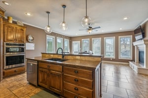 7977 - 4481 SW Raintree Shore Dr_020.jpg