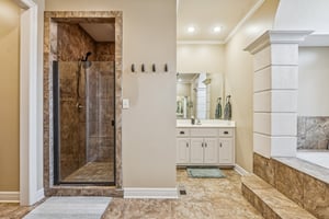 7977 - 4481 SW Raintree Shore Dr_029.jpg