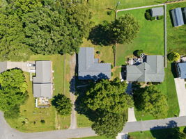  Photo 48