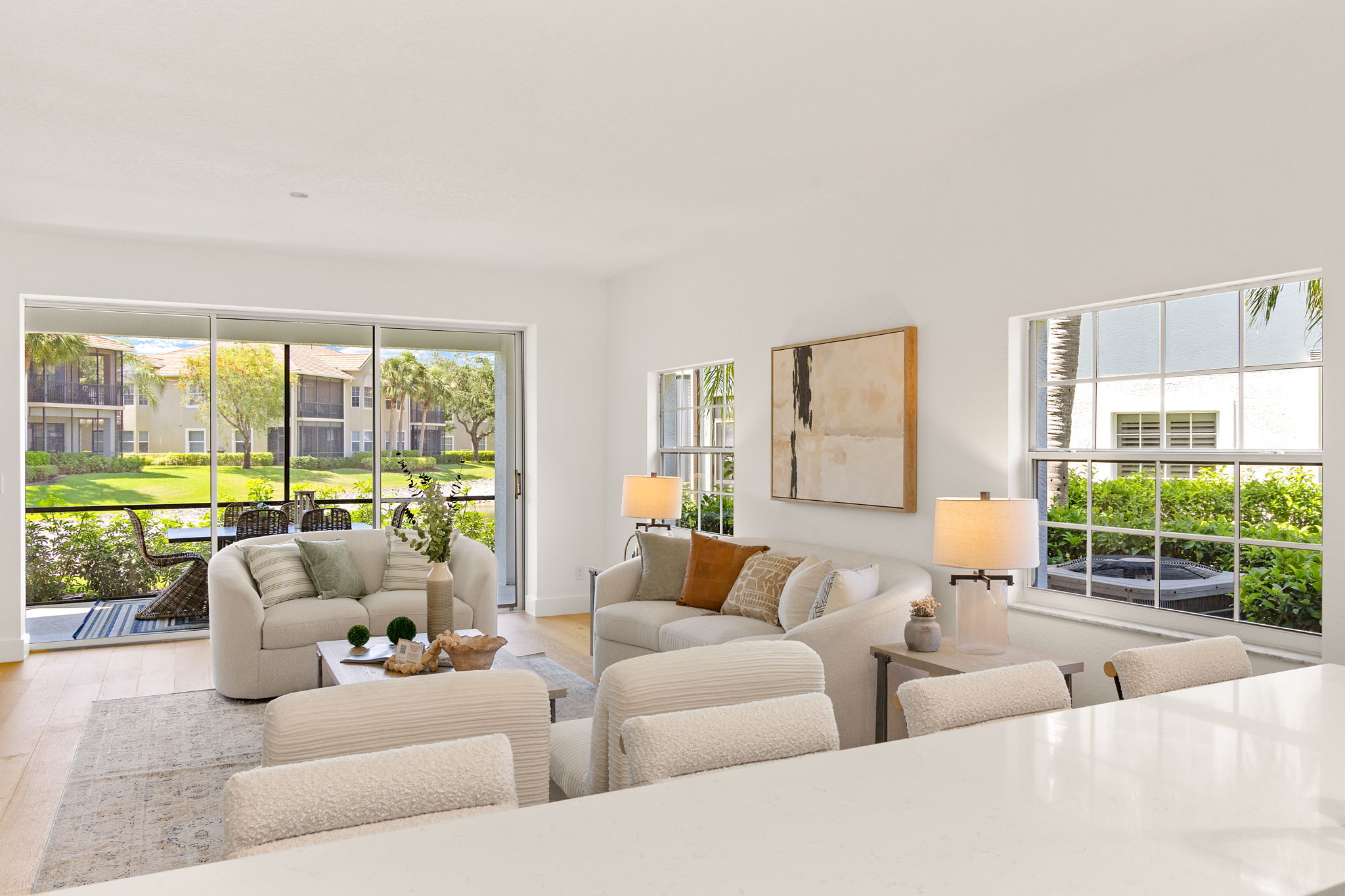 Breakfast Bar 3 of 4