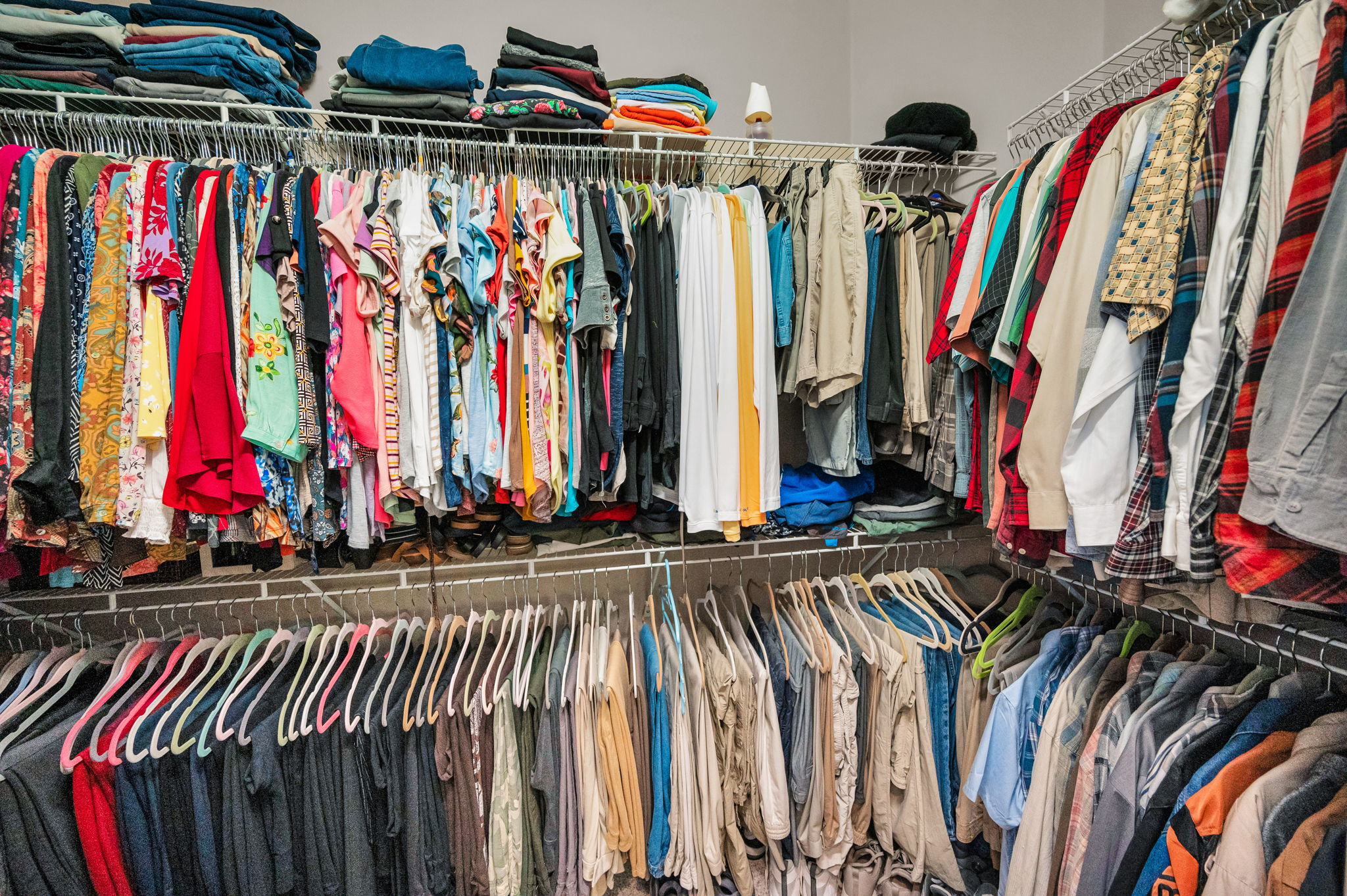 Master Bedroom Walk-in Closet1a