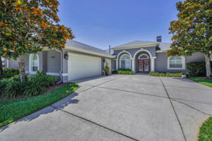 Front Exterior7