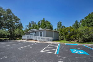 20-Clubhouse