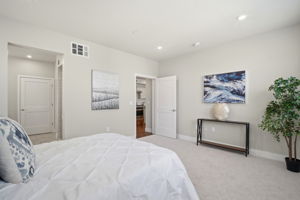 018_F8_44868 Fremont Blvd 303