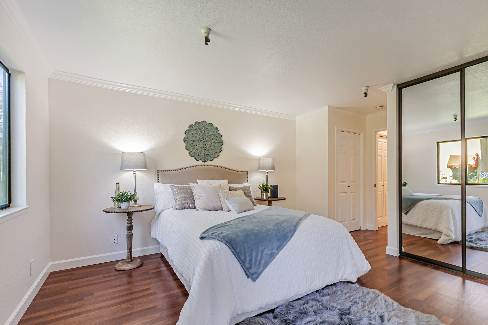 023_449 Alberto Way C138_