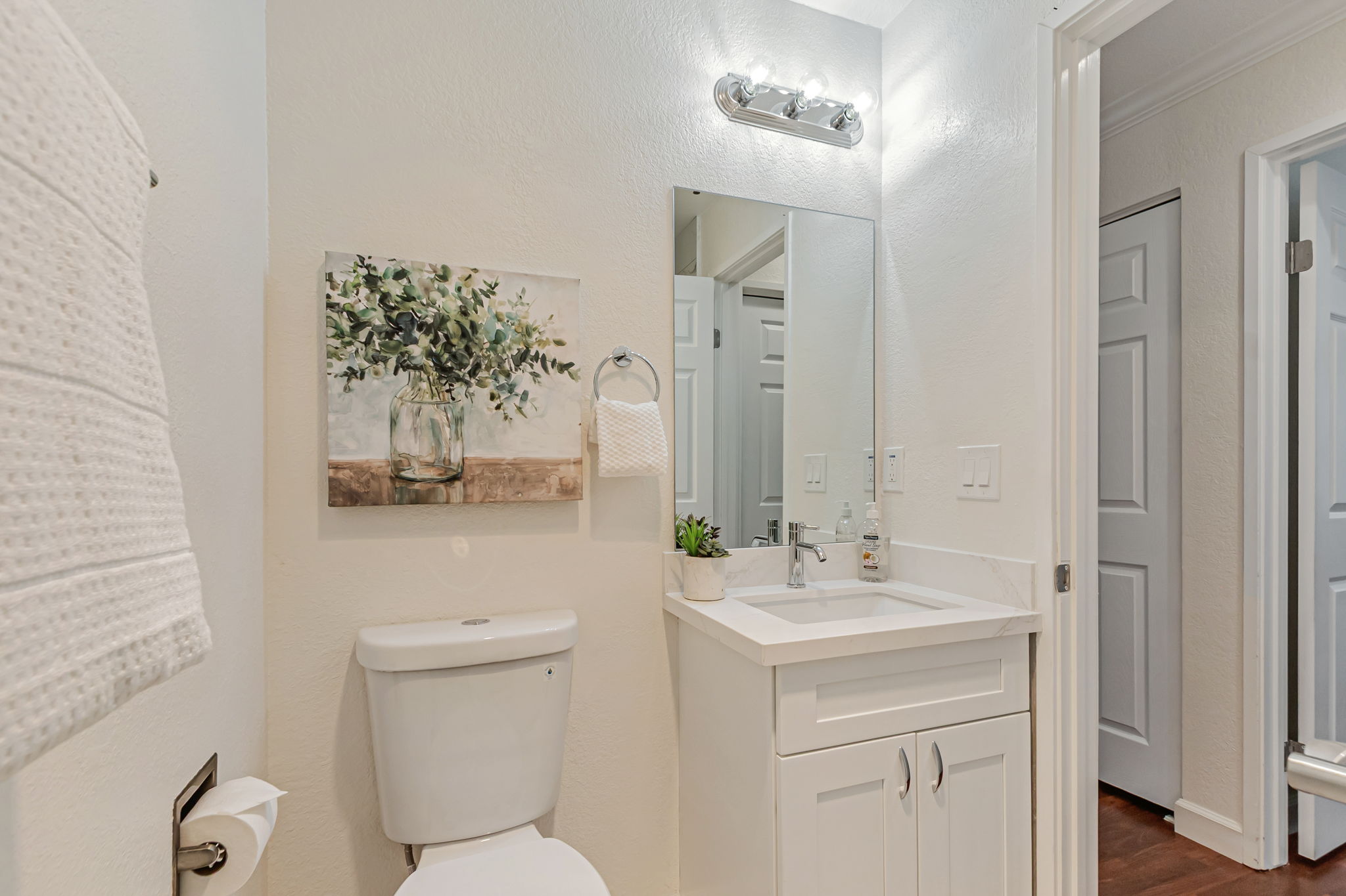 027_449 Alberto Way C138_