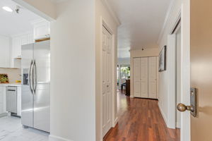 006_449 Alberto Way C138_