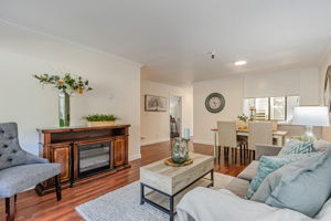 010_449 Alberto Way C138_