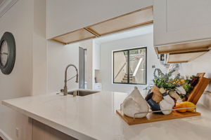 014_449 Alberto Way C138_
