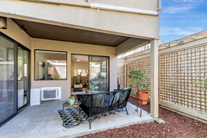 036_449 Alberto Way C138_