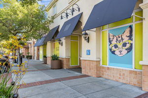 050_449 Alberto Way C138_