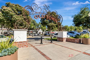 052_449 Alberto Way C138_