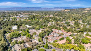 013_449 Alberto Way C138 
