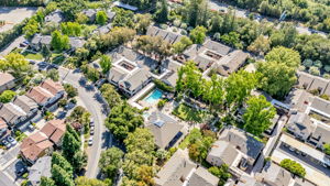 019_449 Alberto Way C138 