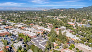 026_449 Alberto Way C138 
