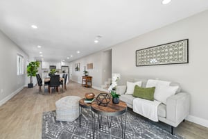 Gillcrest Ave-S2205-007.jpg