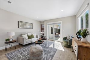 Gillcrest Ave-S2205-008.jpg
