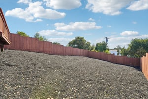 Gillcrest Ave-S2205-063.jpg