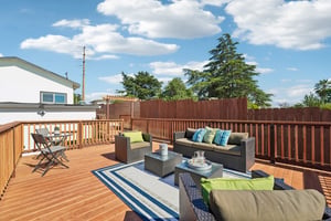 Gillcrest Ave-S2205-069.jpg