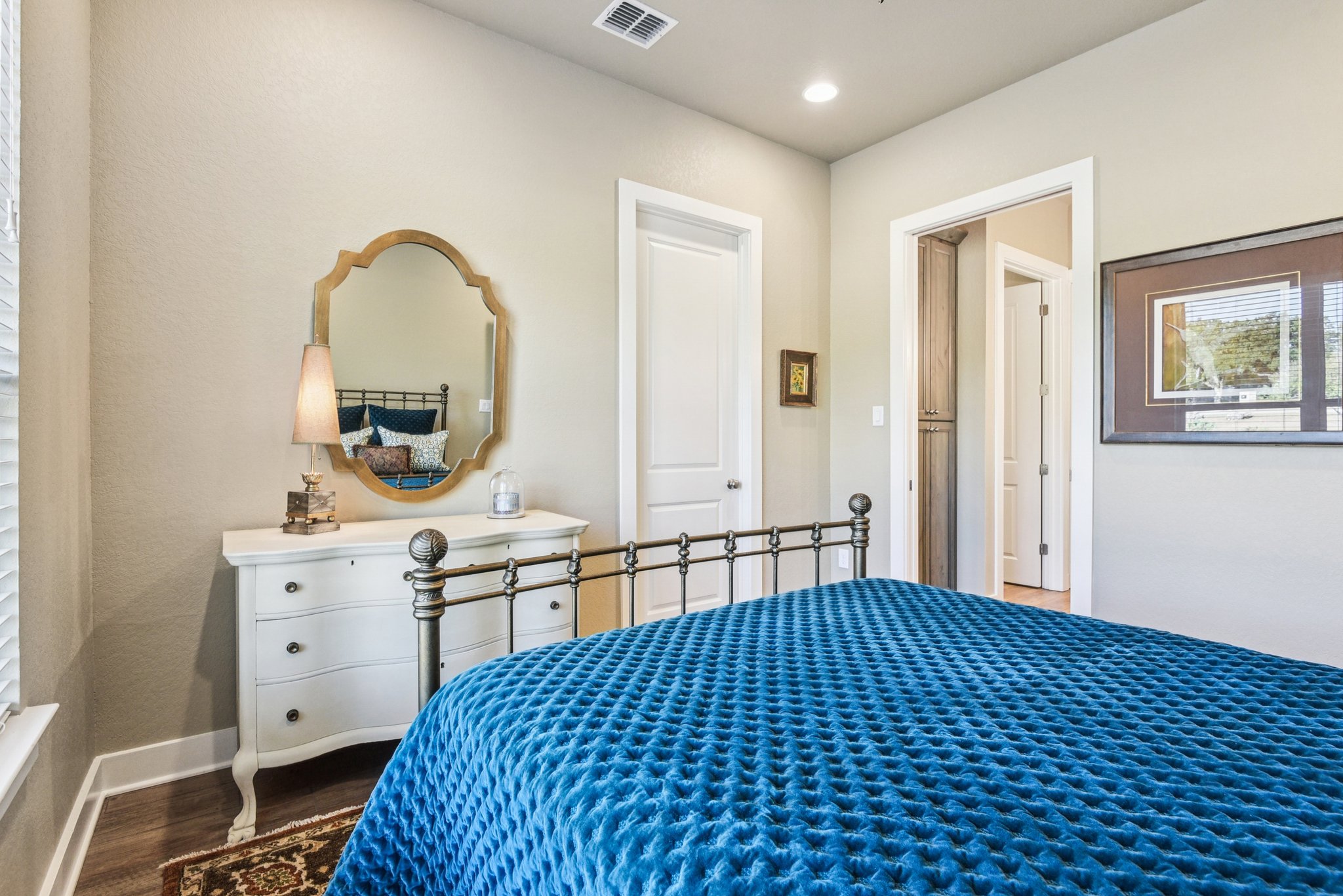 Hanging Oak-S0310-030.jpg