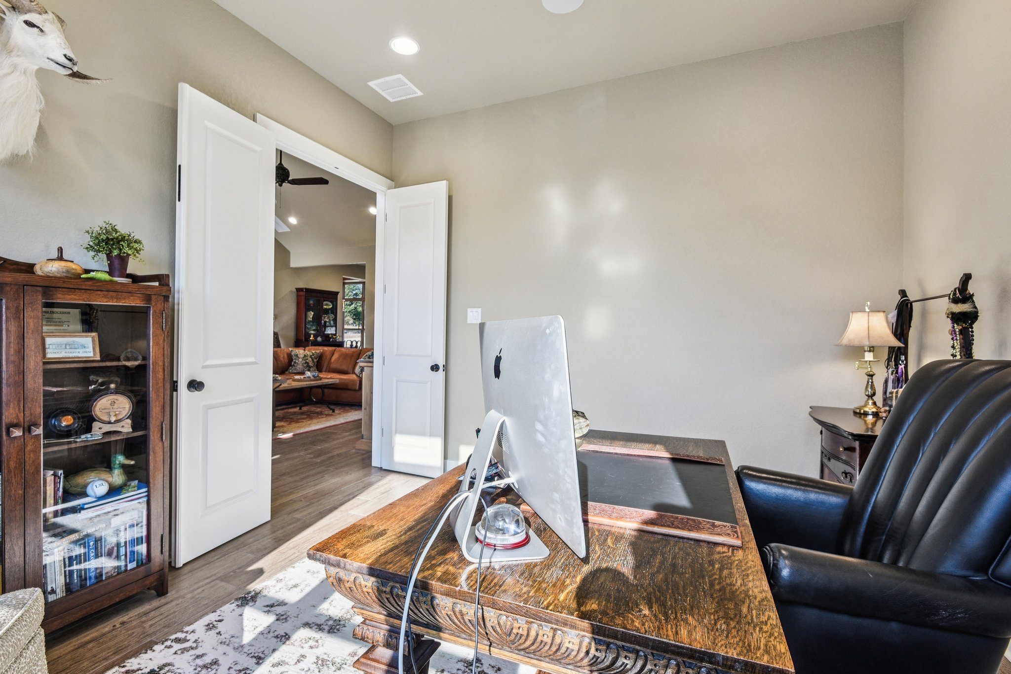 Hanging Oak-S0310-038.jpg