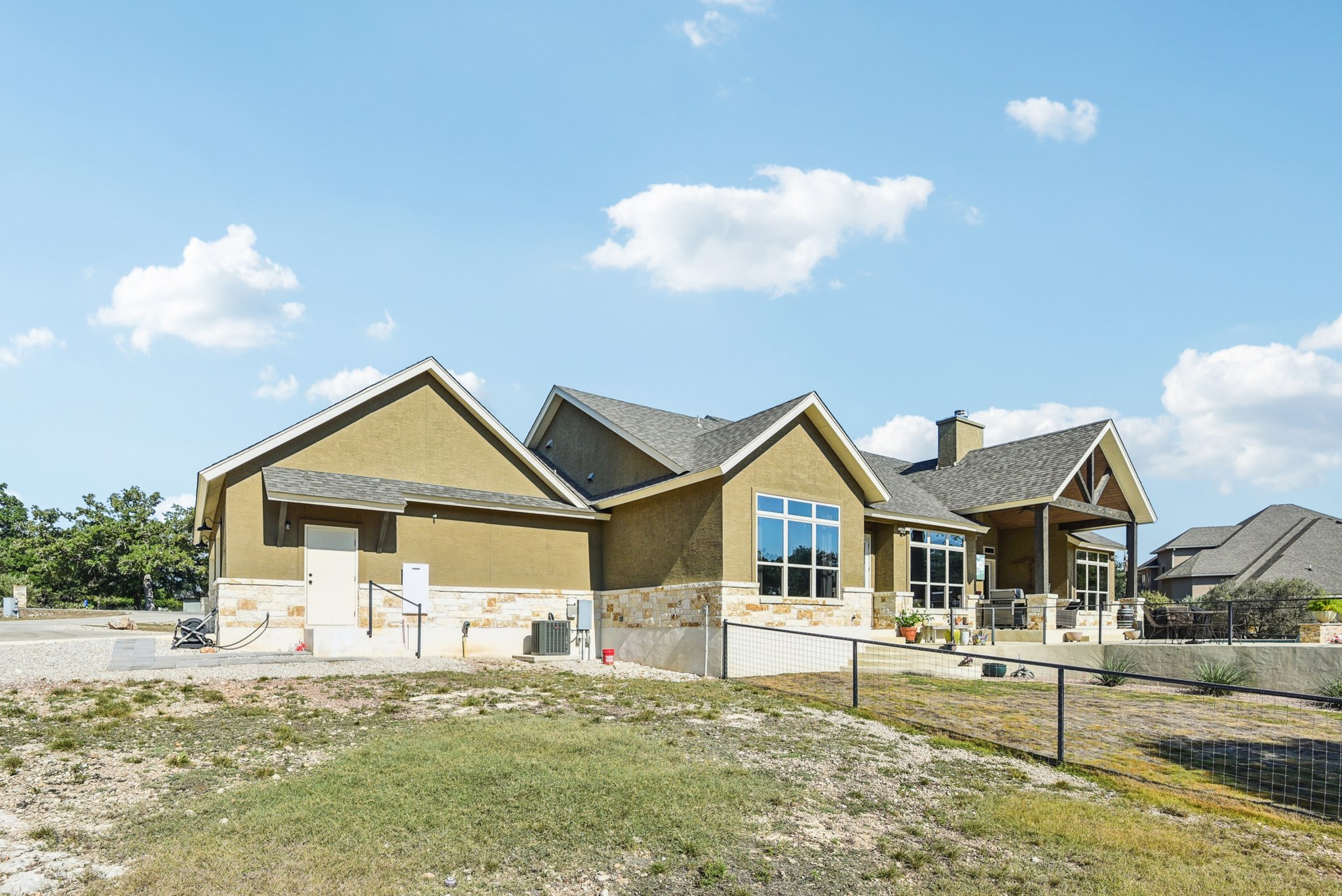 Hanging Oak-S0310-069.jpg