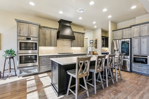 Hanging Oak-S0310-022.jpg