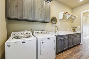 Hanging Oak-S0310-044.jpg