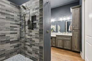 Hanging Oak-S0310-055.jpg