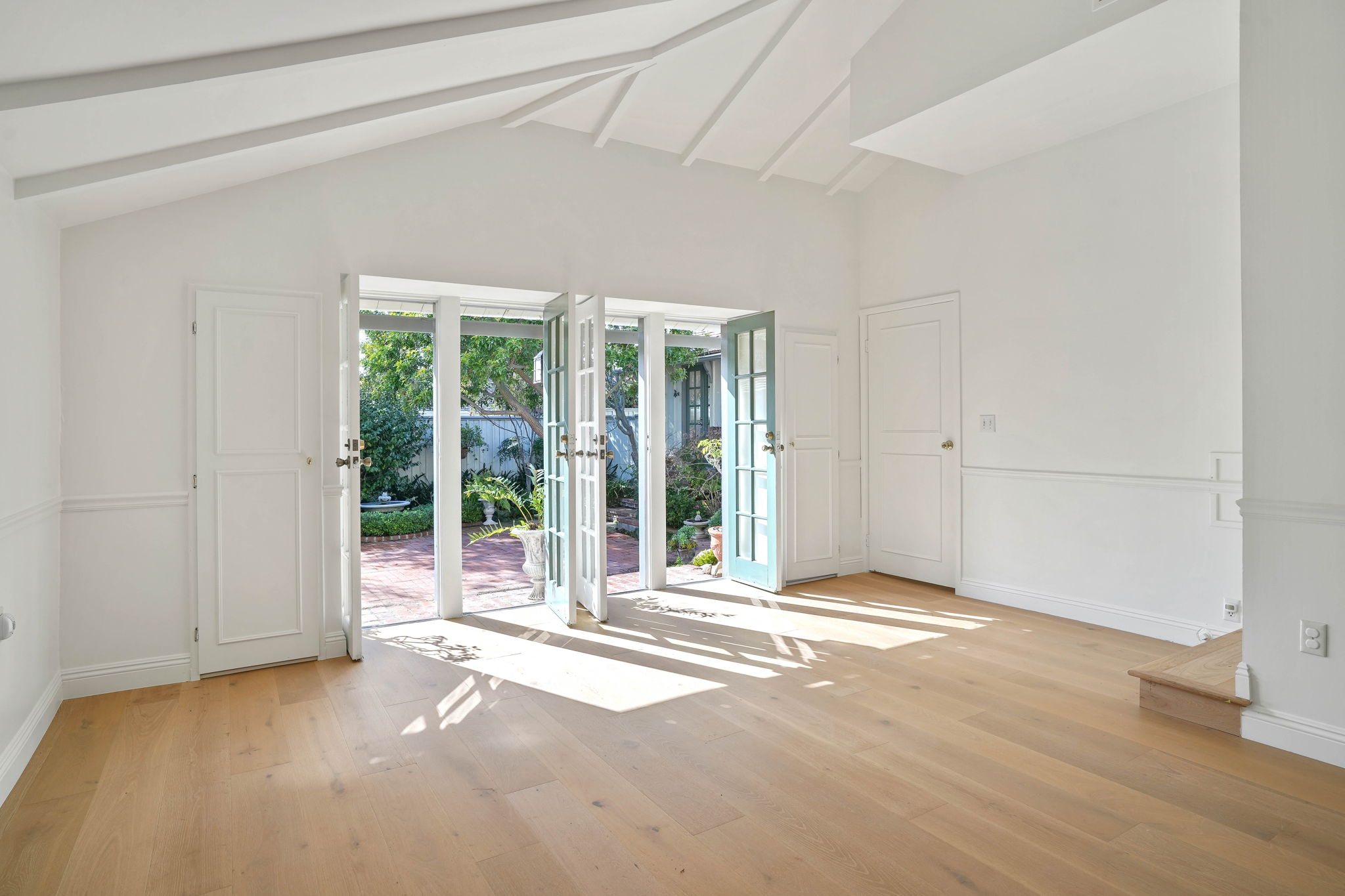449 N Bonhill Road-25