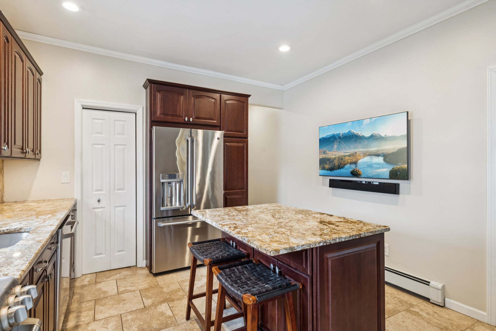 S 1st St-S2003-015.jpg