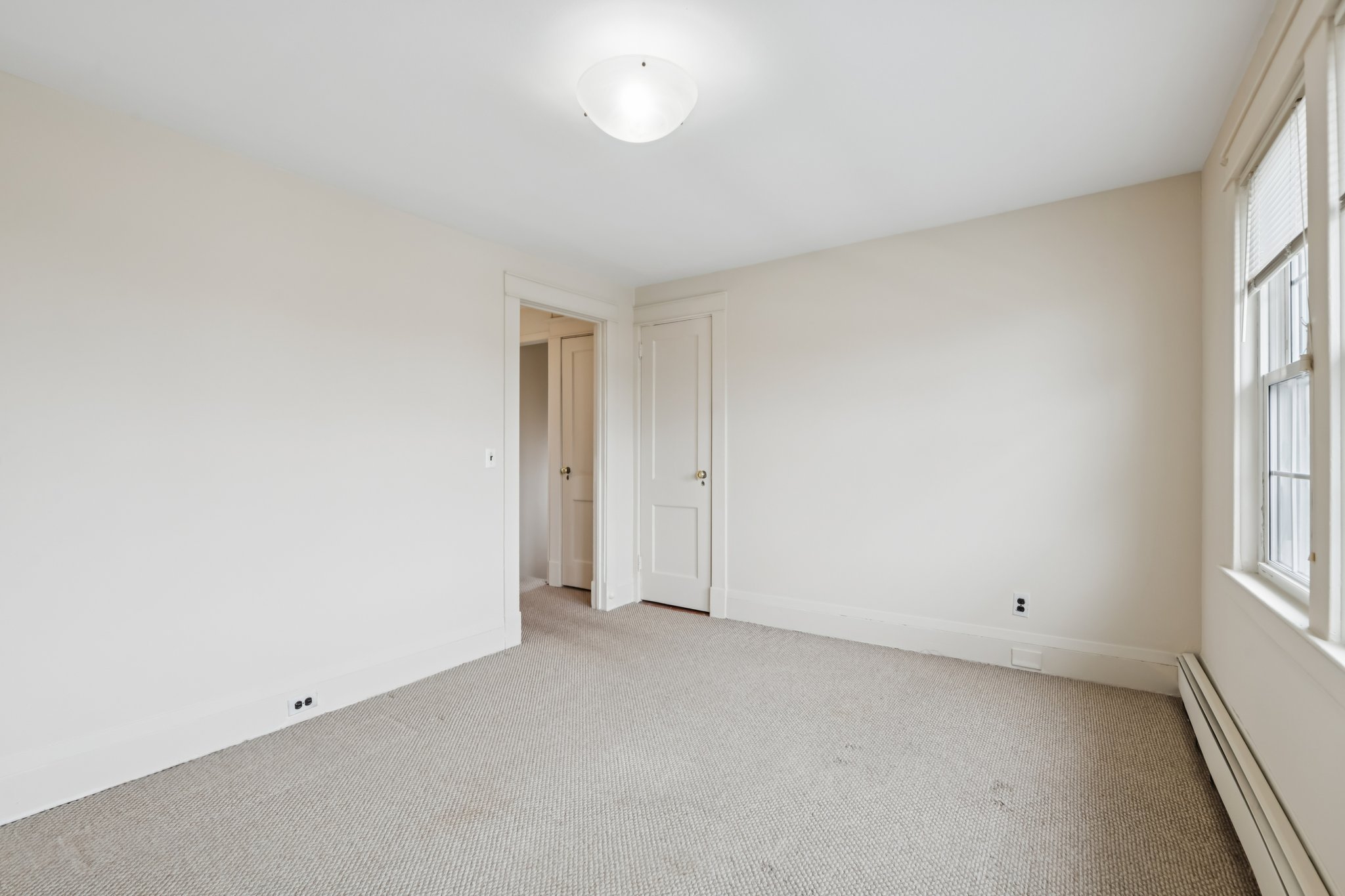 S 1st St-S2003-030.jpg