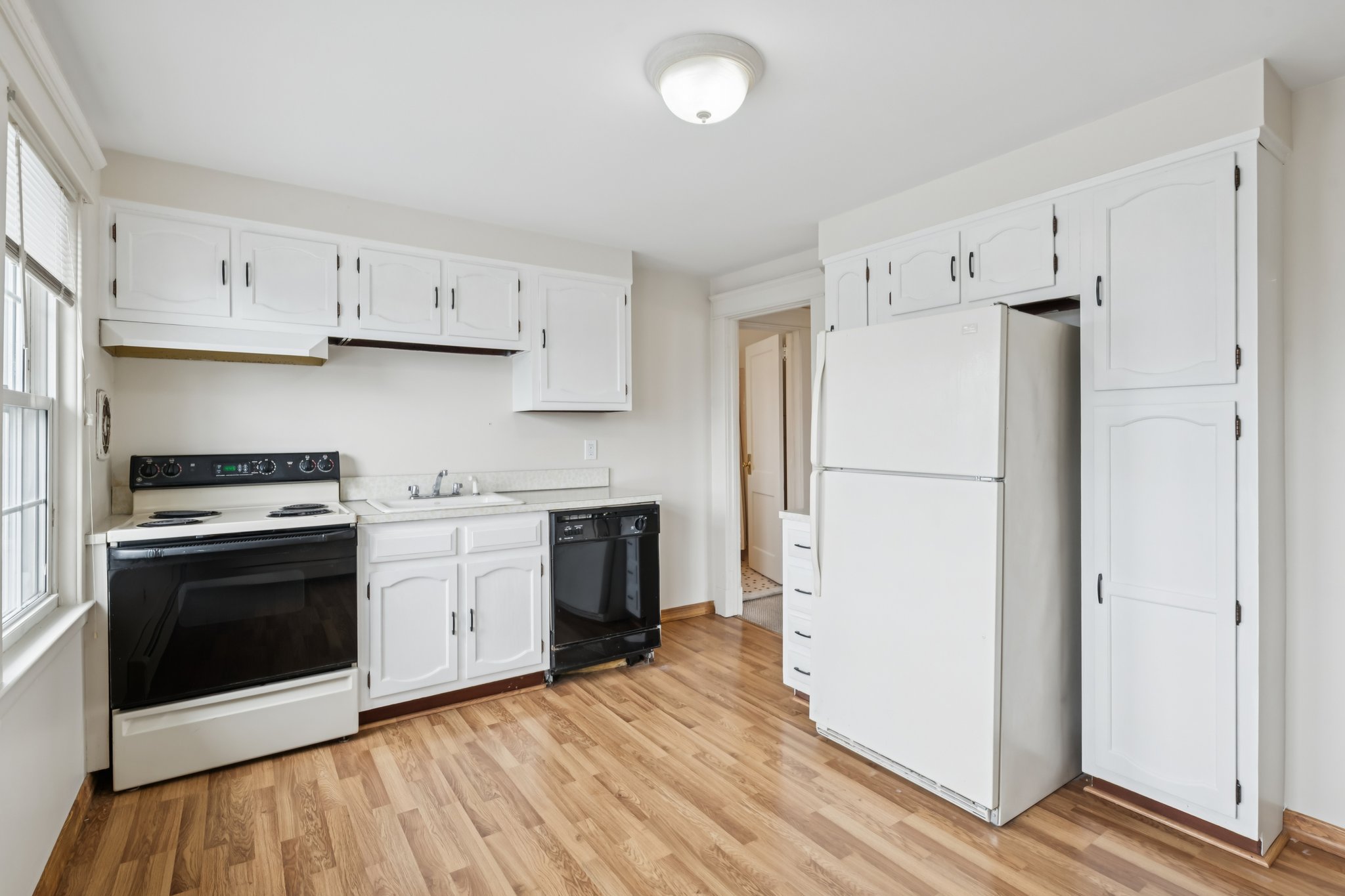 S 1st St-S2003-031.jpg