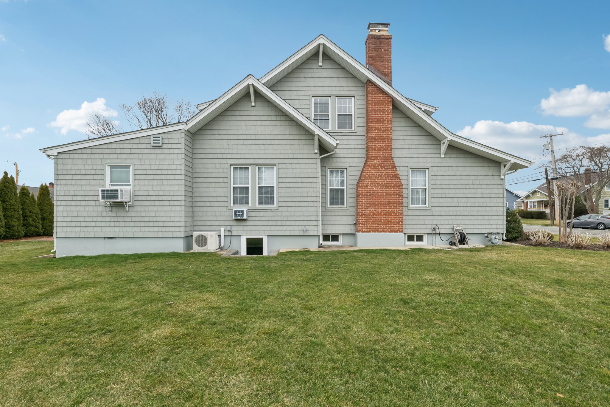 S 1st St-S2003-042.jpg