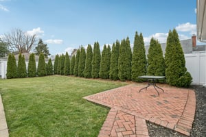 S 1st St-S2003-040.jpg