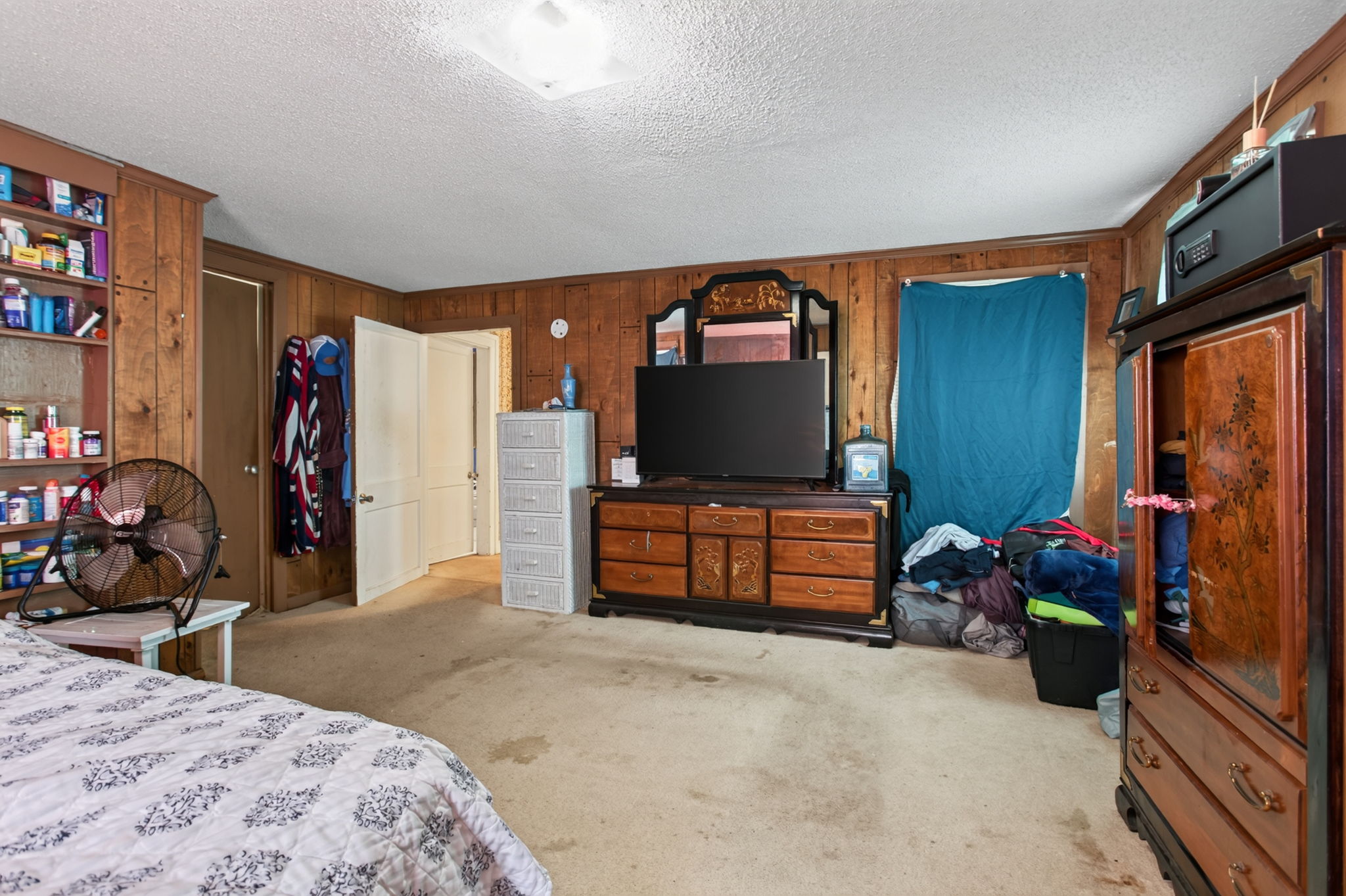  Photo 42