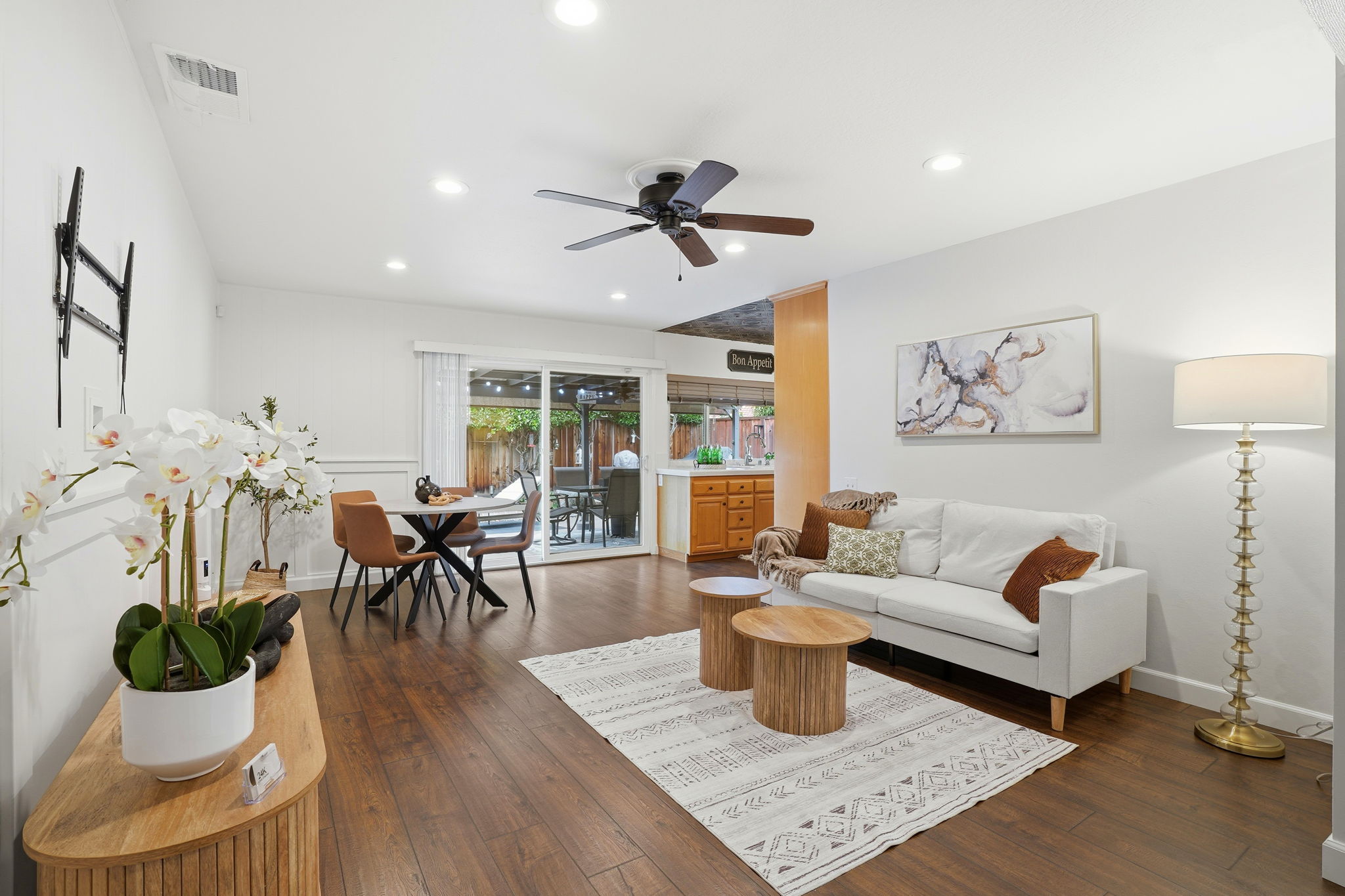 008_F8_4490 Buckthorn Ct