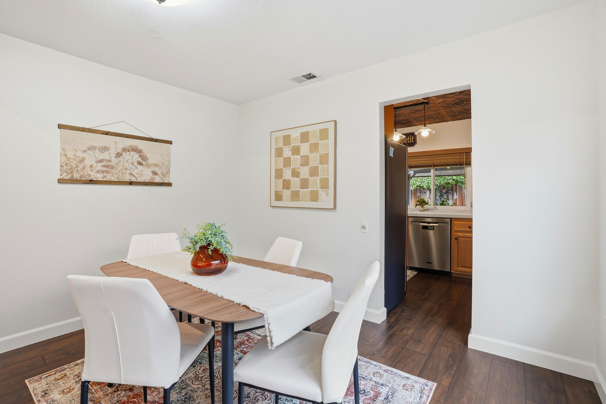 015_F8_4490 Buckthorn Ct