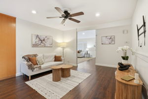 010_F8_4490 Buckthorn Ct