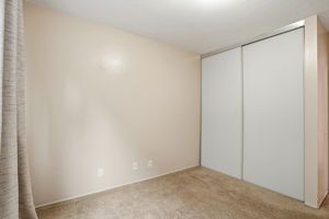 024_F8_4490 Buckthorn Ct