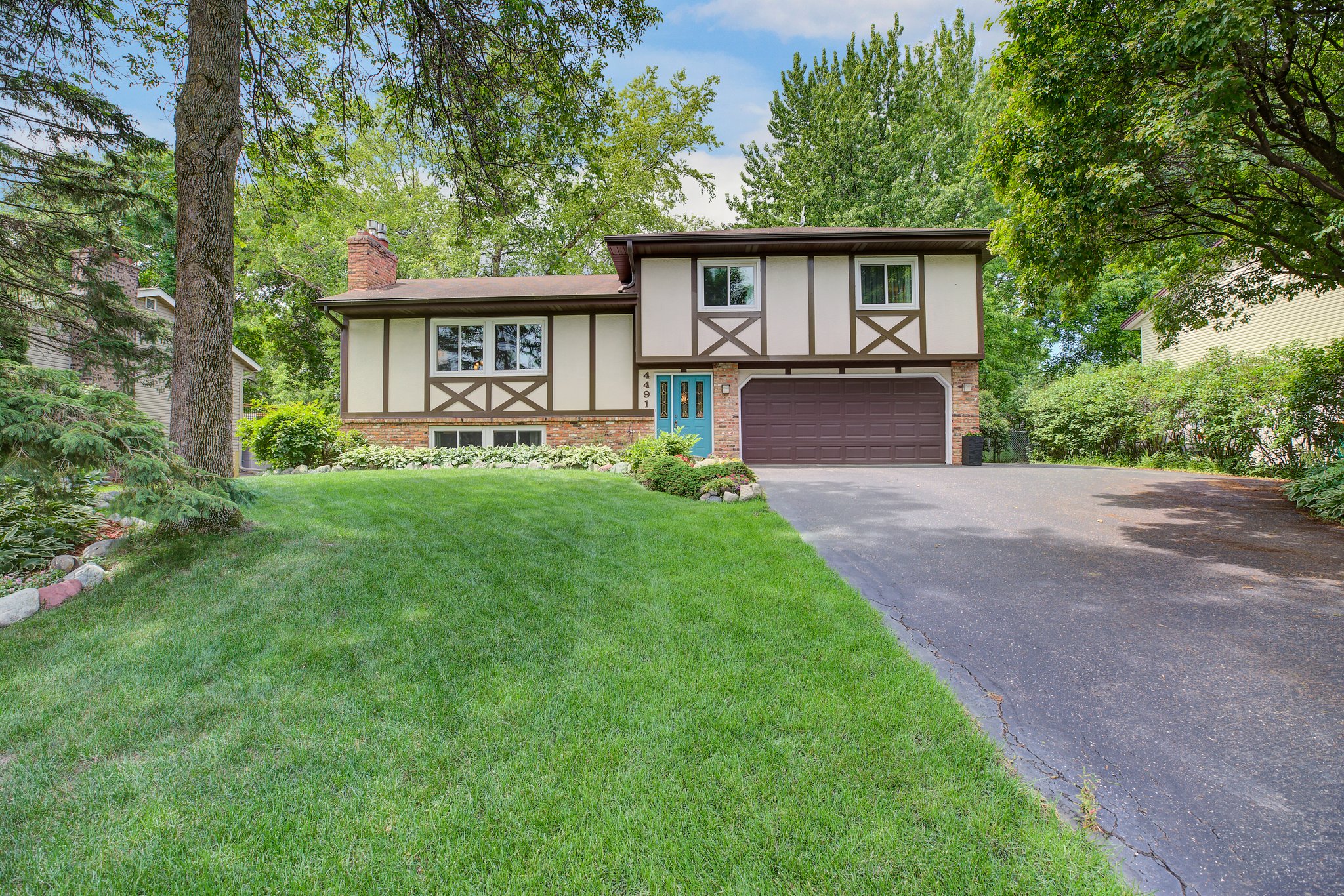 4491 Bramblewood Ave, Vadnais Heights, MN 55127 Nordy Photography