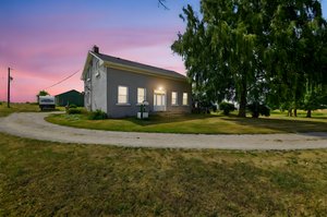 4495 11th Line_107 day to dusk.jpeg