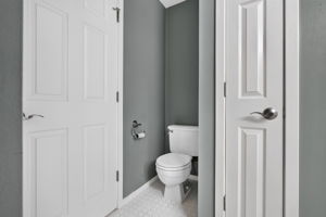  Photo 44