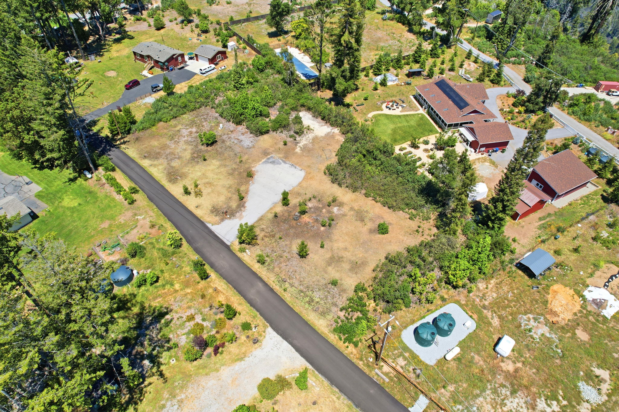 011_F8_AERIAL_45 Braemoor Dr