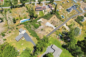 004_F8_AERIAL_45 Braemoor Dr