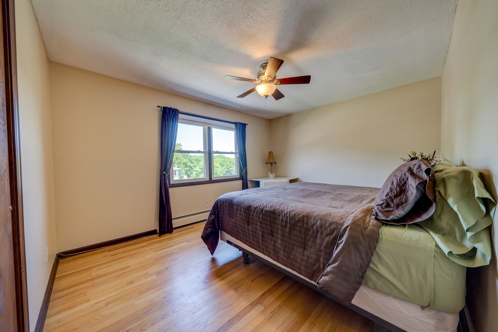 45 Charter Oak Ave, Waterbury, CT 06708 Ed McCullough Photography