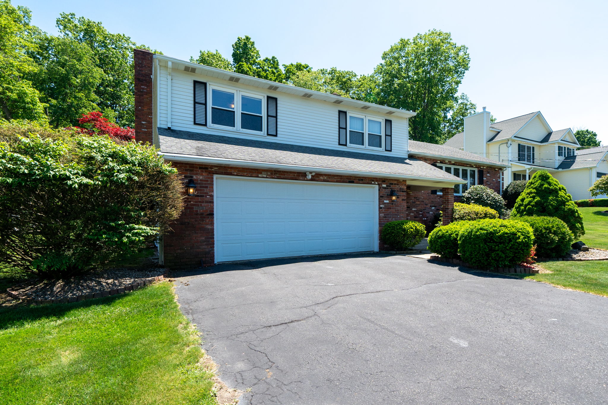 45 Charter Oak Ave, Waterbury, CT 06708 Ed McCullough Photography