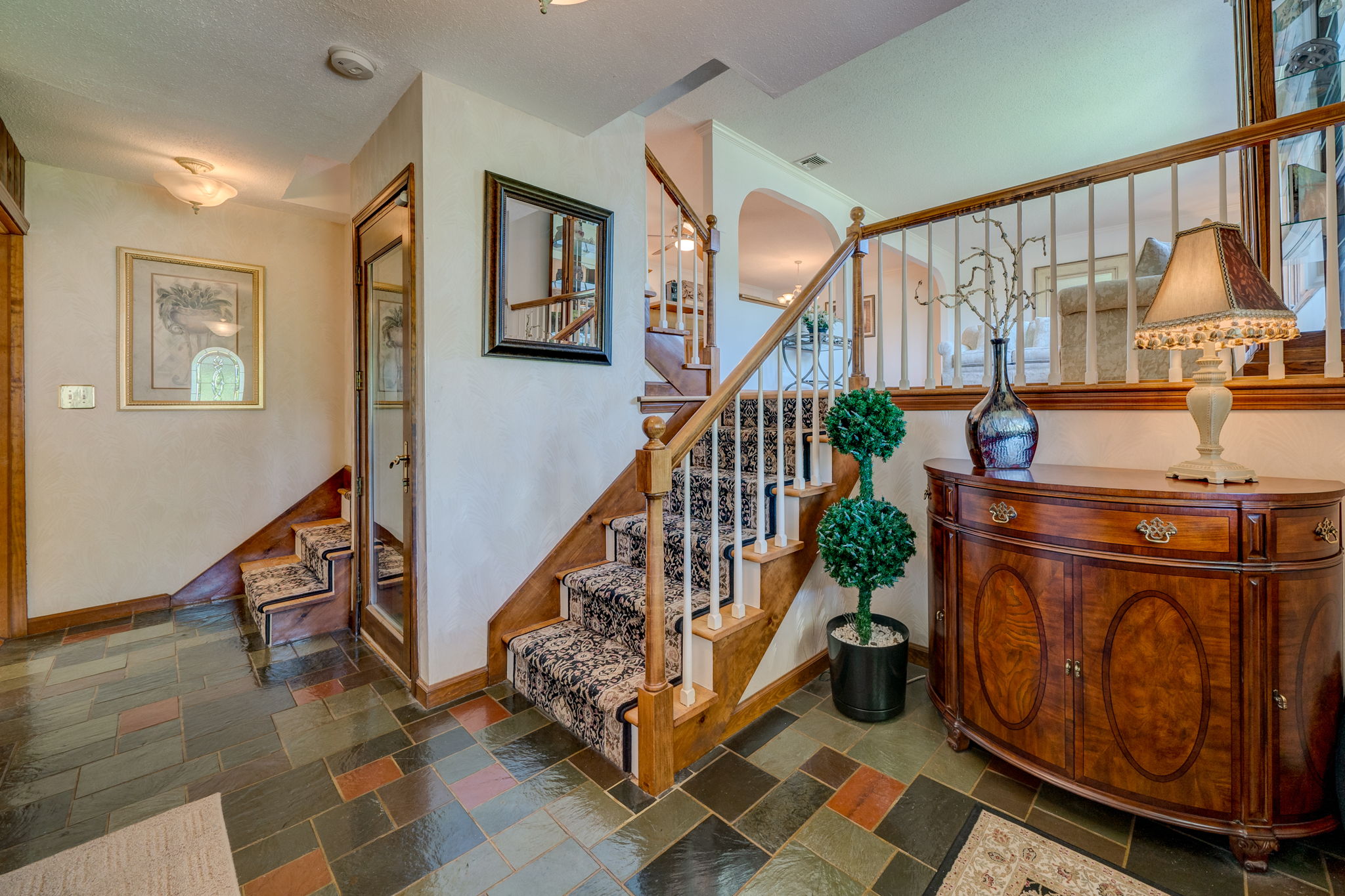 45 Charter Oak Ave, Waterbury, CT 06708 Ed McCullough Photography