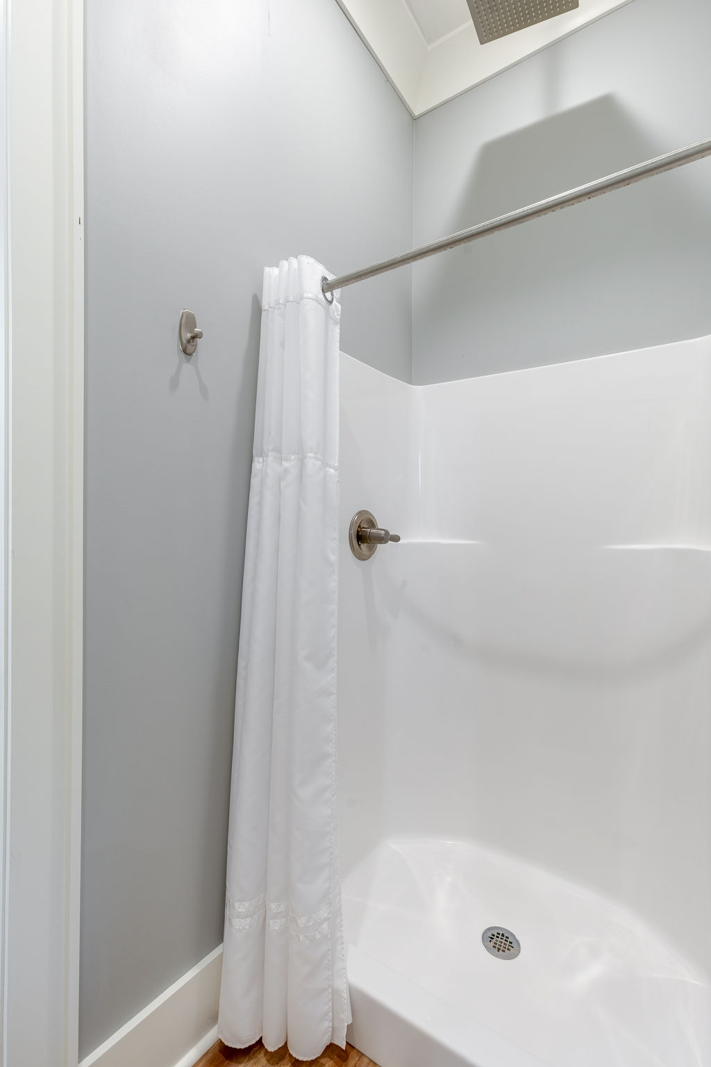 2 (13 of 20) Master Bathroom